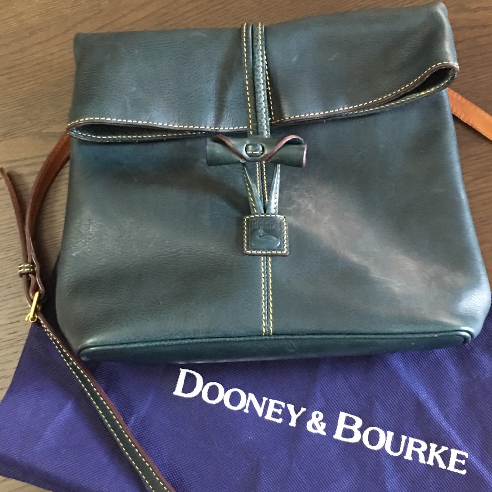Crossbody purse